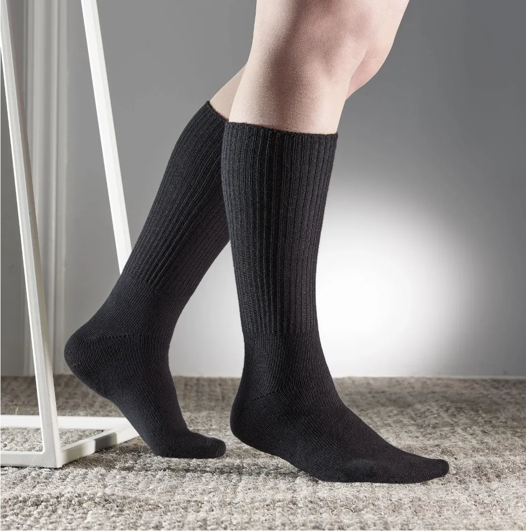 2 Pack Socks for Swollen Ankles