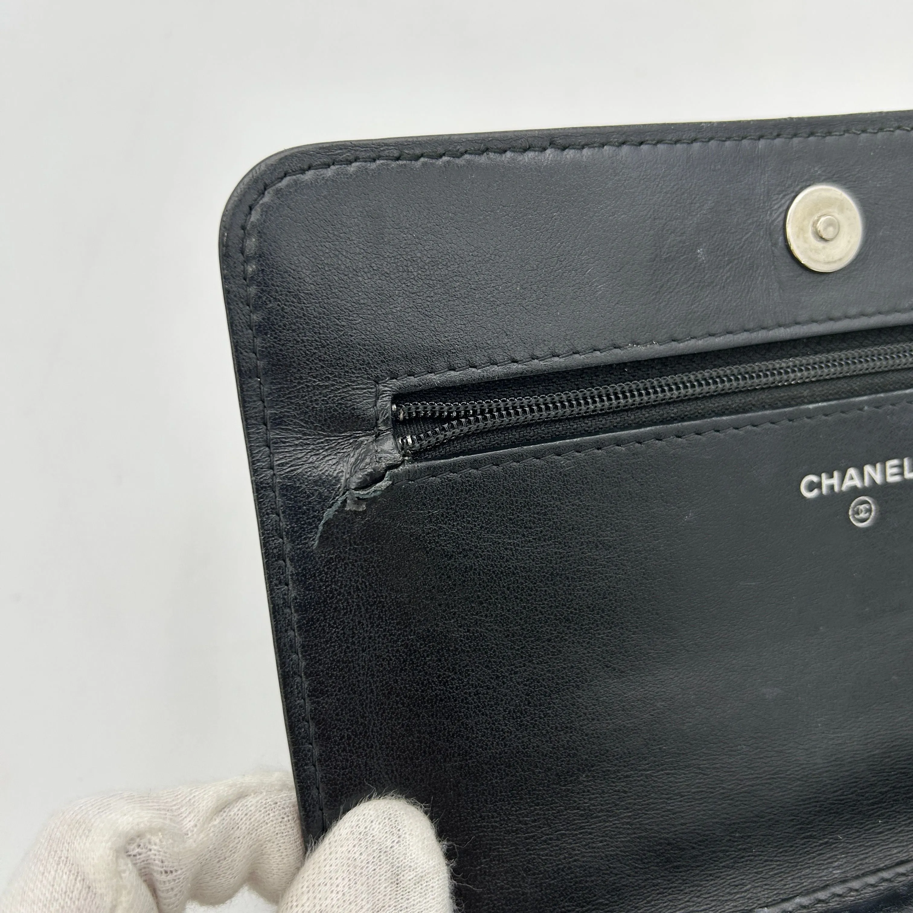 Chanel Camellia Wallet On Chain - Black Clutches, Handbags LA32119