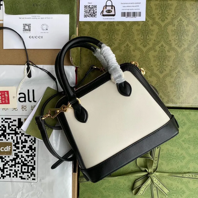 Gucci   Luxury Bags  1029