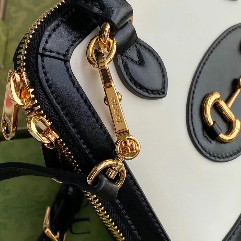 Gucci   Luxury Bags  1029