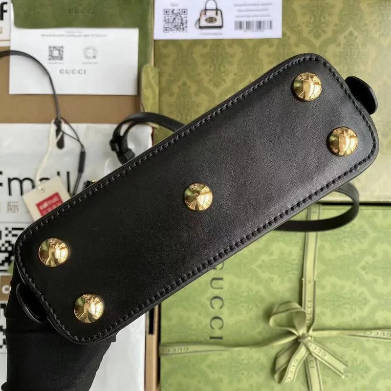 Gucci   Luxury Bags  1029