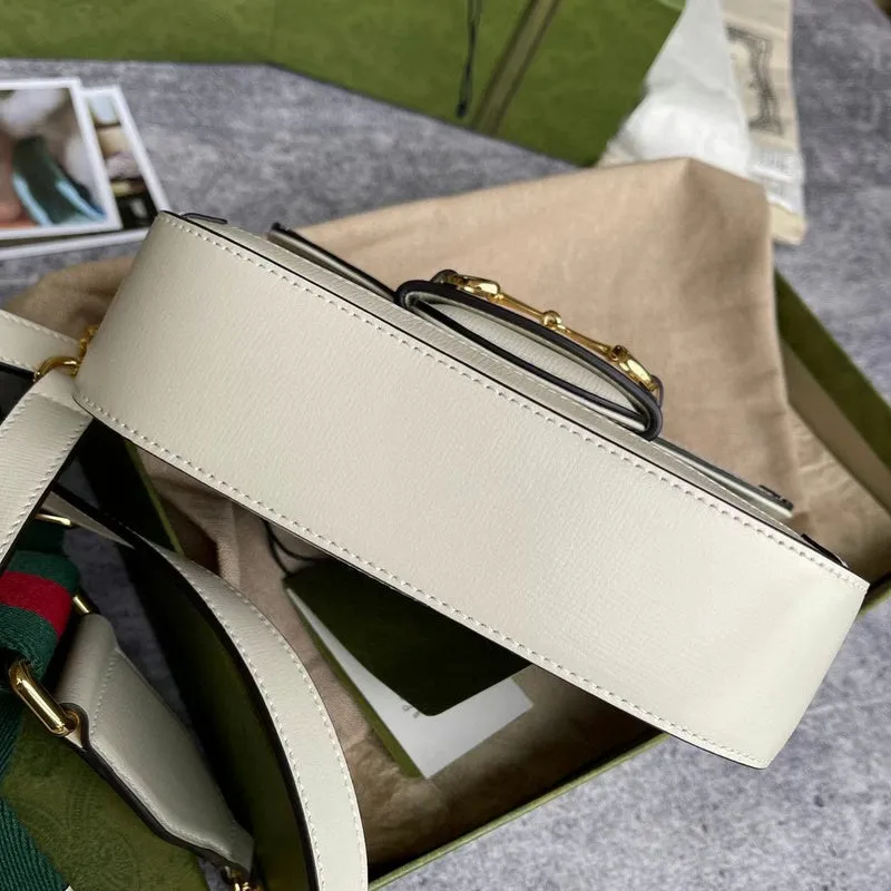 Gucci   Luxury Bags  1031