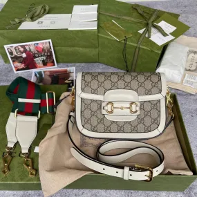 Gucci   Luxury Bags  1031