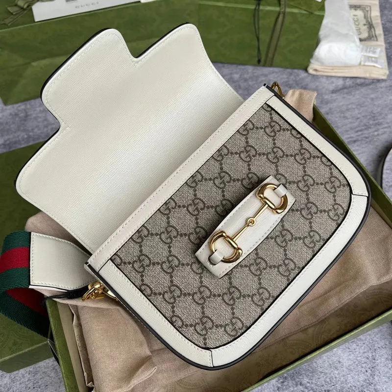 Gucci   Luxury Bags  1031