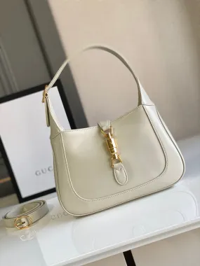 Gucci   Luxury Bags  1050
