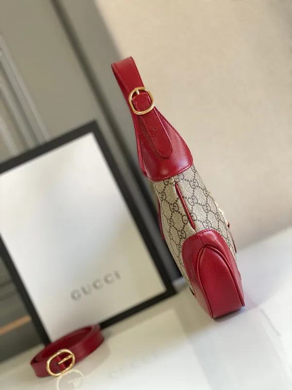 Gucci   Luxury Bags  1051