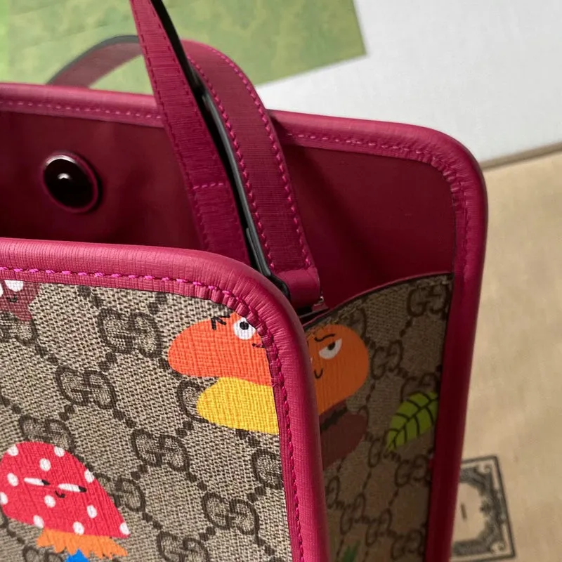Gucci   Luxury Bags  1056