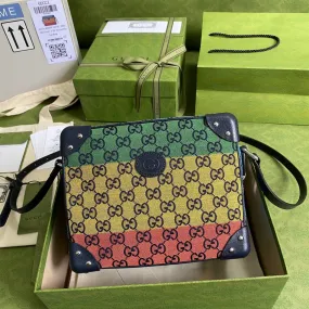 Gucci   Luxury Bags  1059