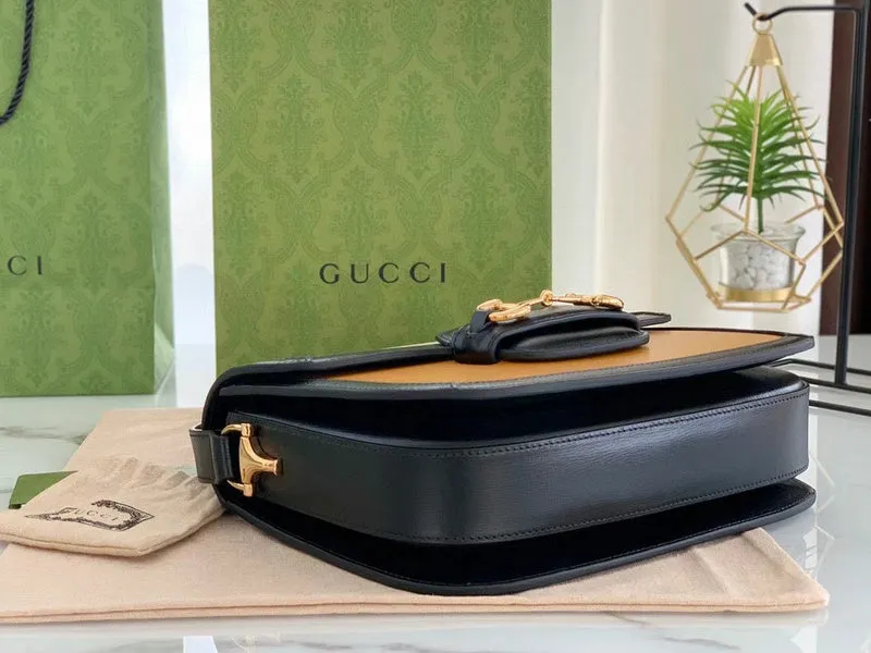 Gucci   Luxury Bags  1082