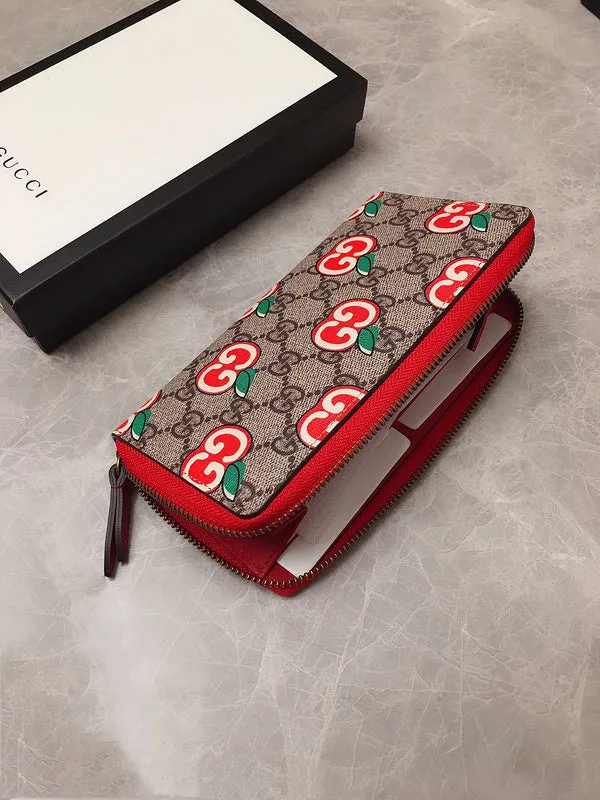 Gucci   Luxury Bags  1331