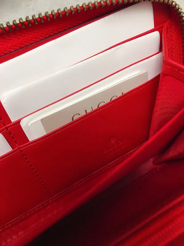 Gucci   Luxury Bags  1331