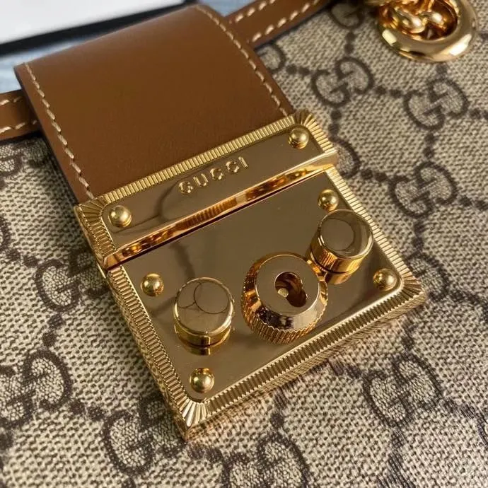 Gucci   Luxury Bags  1384