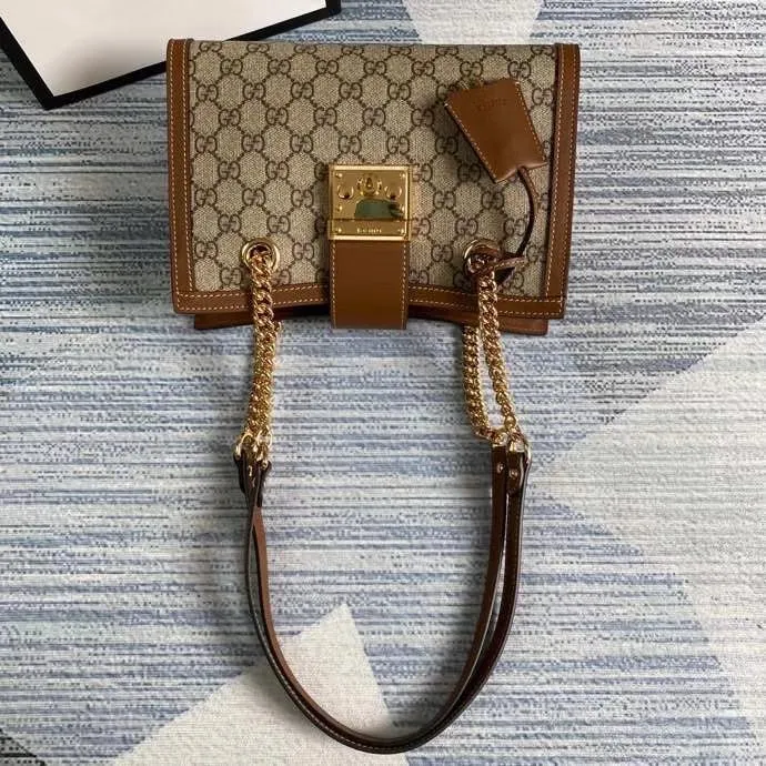 Gucci   Luxury Bags  1384