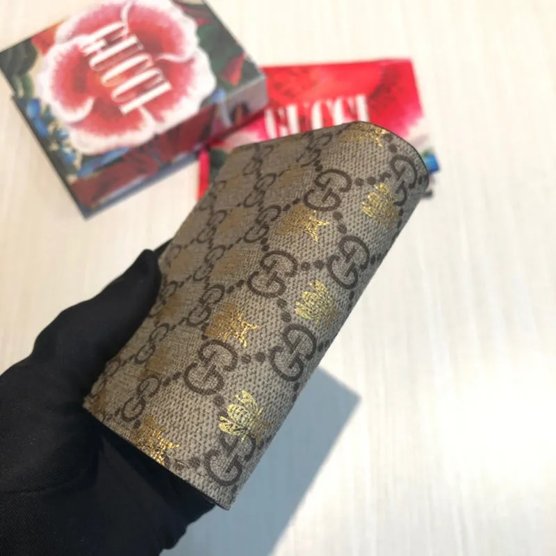 Gucci   Luxury Bags  870