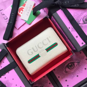 Gucci   Luxury Bags  876