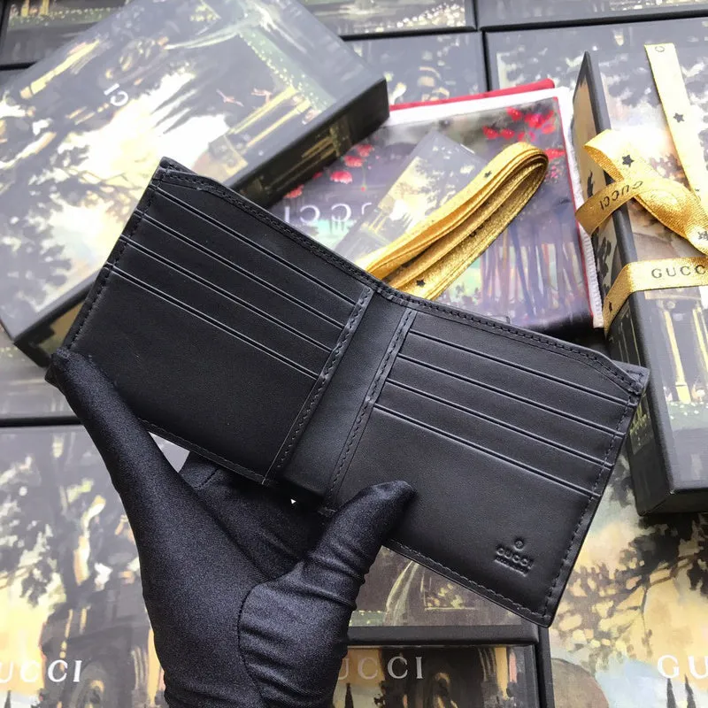Gucci   Luxury Bags  921