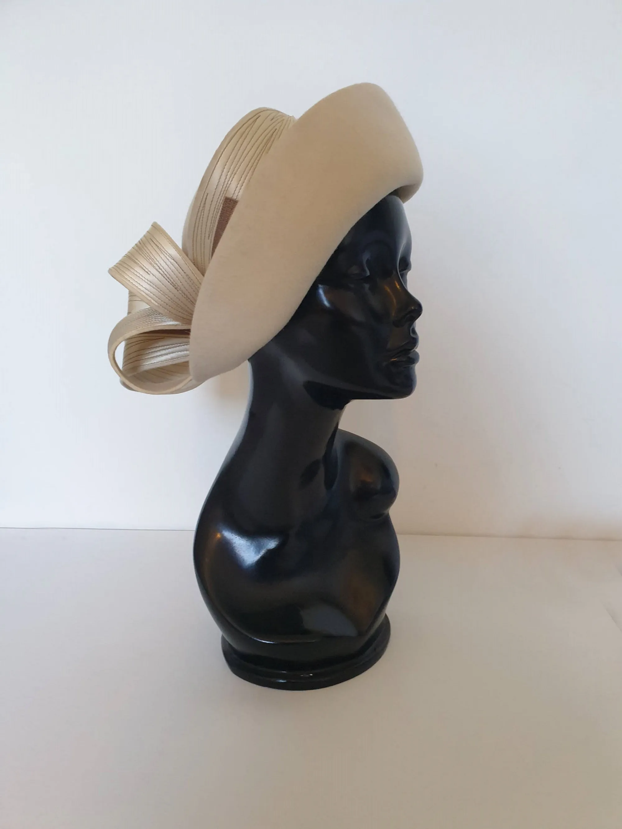 Mr Individual Ivory Hat With Curls - 1960s