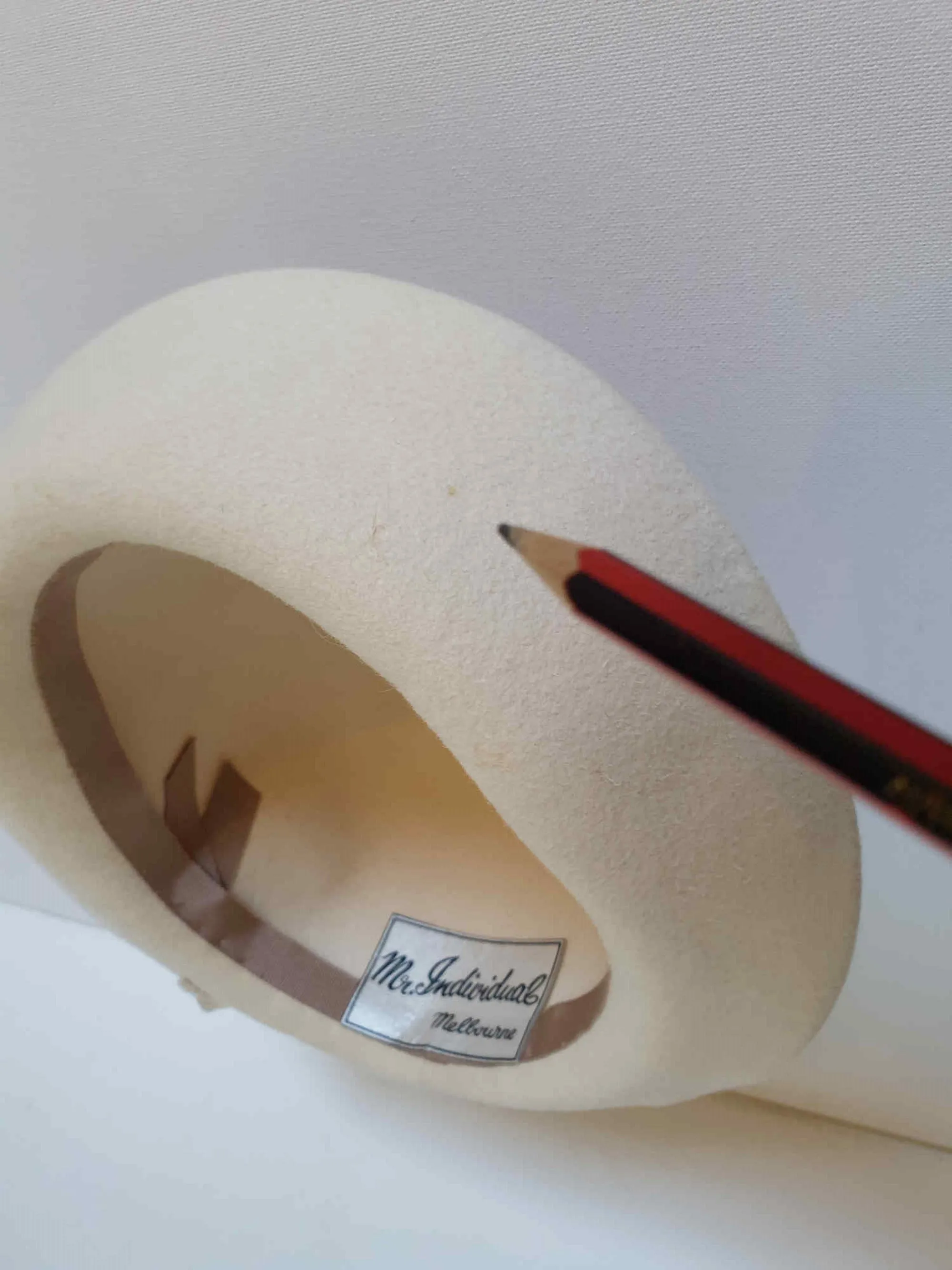 Mr Individual Ivory Hat With Curls - 1960s