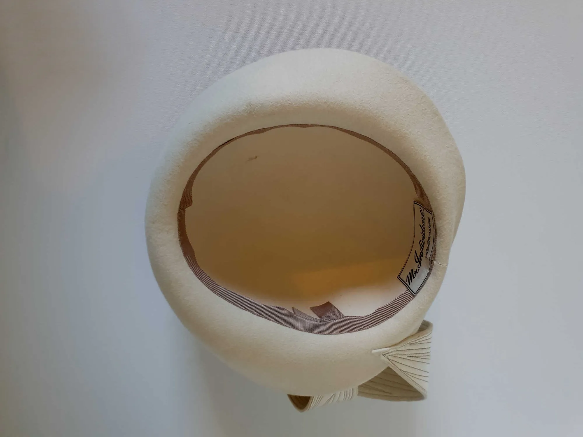 Mr Individual Ivory Hat With Curls - 1960s