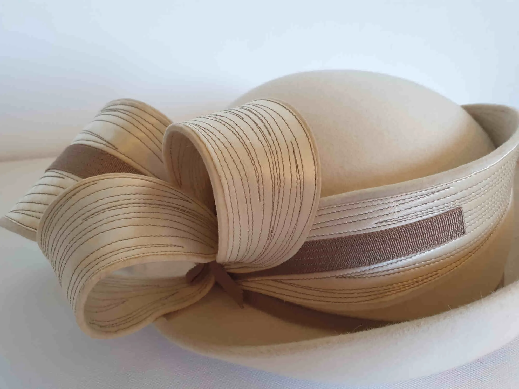 Mr Individual Ivory Hat With Curls - 1960s